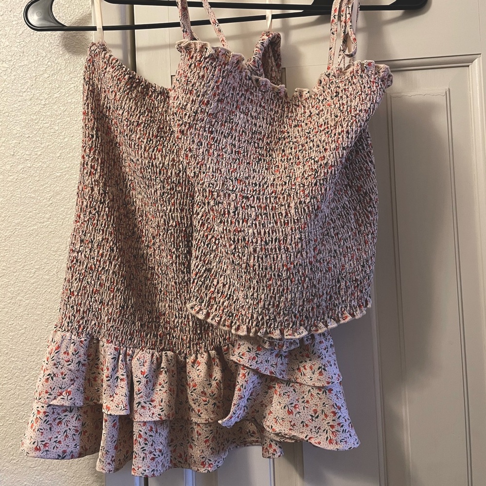 She+Sky Top& Bottom shirt/skirt 2 piece (L)